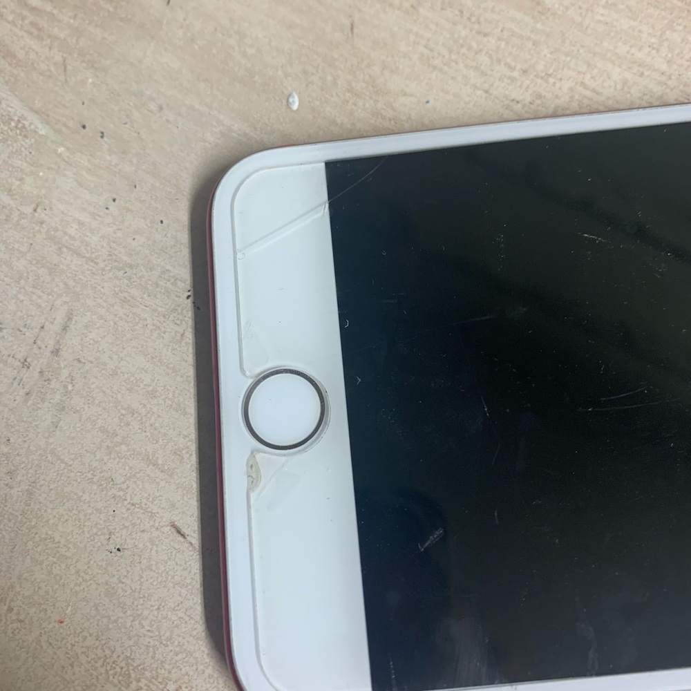 iPhone 7 Plus - Picture 3 of 4